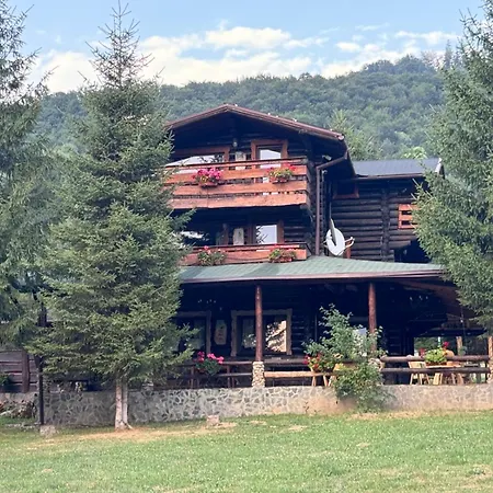 Holiday home Vraja Padurii *